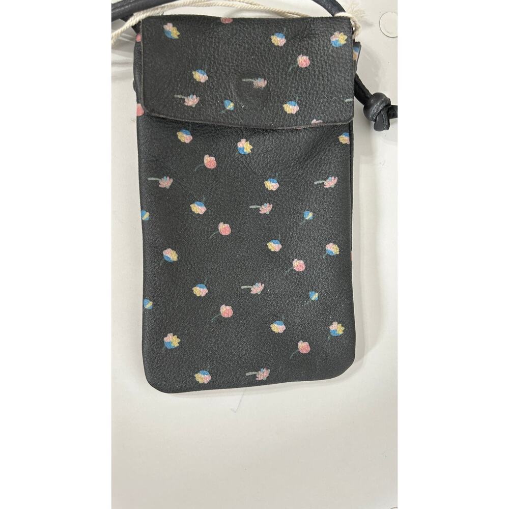 Free People Let’s Dance Phone Crossbody Bag Black Floral Leather NWOT - Picture 4 of 7